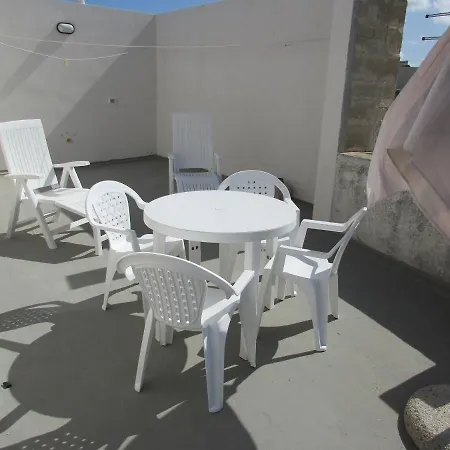 Le Di Tufo- Casa Del Sole Apartment *